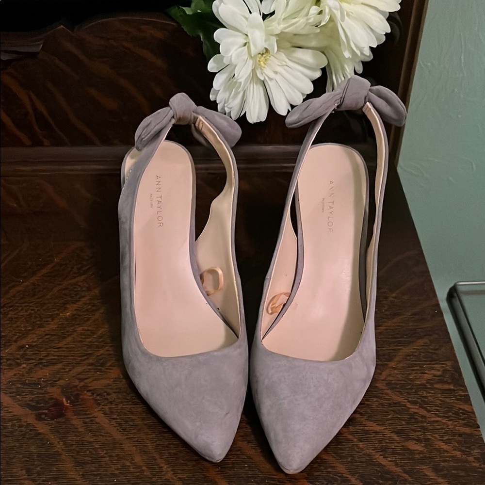 Ann Taylor Gray Heels with Suede Finish